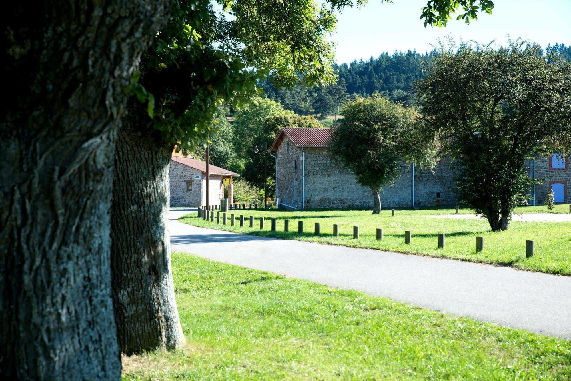 Domaine De La Plagnette Hotel Les Salles Екстериор снимка